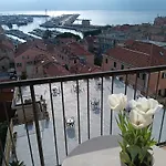 Robinia Hotel