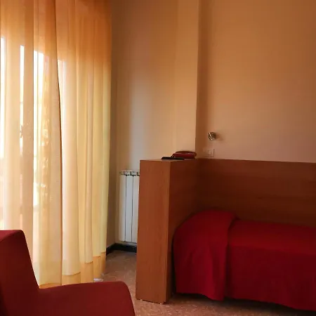 Robinia Hotel 3*