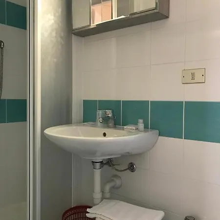 Robinia 임페리아