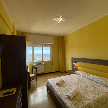 호텔 Robinia 임페리아