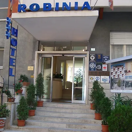 Robinia Hotell