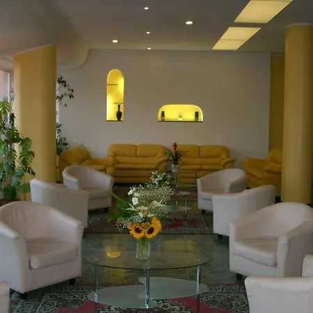 Robinia 3* 임페리아