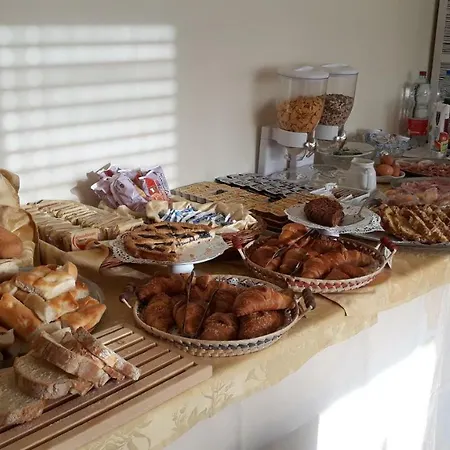 Robinia 3* 임페리아